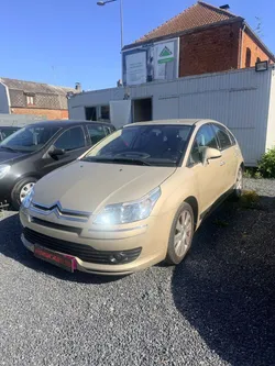 CITROËN C4 Exclusive 1.6 essence 110cv