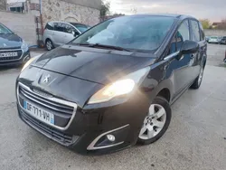 Peugeot 5008 1.6 hdi 115ch access 2014