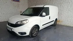 Fiat Doblo JTDM90cv Pack PRO Attelage 7900TTC