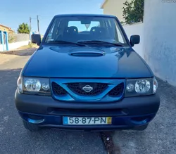 Nissan Terrano R20