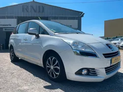 PEUGEOT 5008 1.6HDI 112 CV * Export ou Marchand