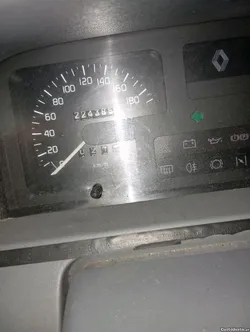 Renault Clio 1.1