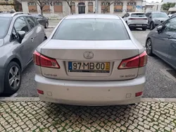 Lexus IS 200 2200cc