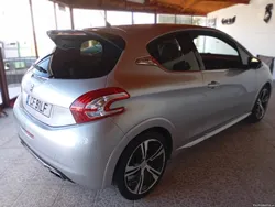 Peugeot 208 1.6 THP GTI