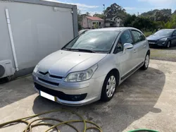 Citroën  (C4)