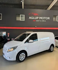 MERCEDES Vito Furgón 111CDI Larga