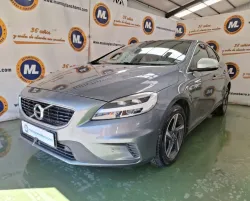 VOLVO V40 D3 R-Design Momentum 150