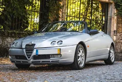 Alfa Romeo Spider 916