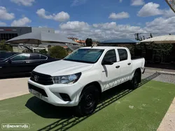 Toyota Hilux 2.4 D-4D 4WD CD CM