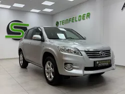 Toyota RAV4 2.2 D-4D 150 ch 4x4 BVA • 69 670 km Carnet complet Attelage 2 000 kg