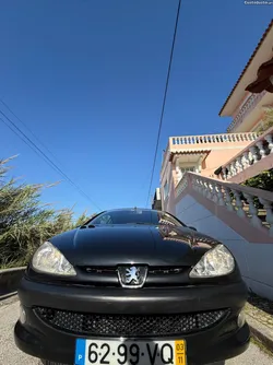 Peugeot 206 1.1 60cv DE garagem. 1950
