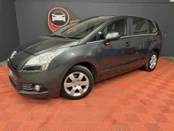 Peugeot 5008 1.6 hdi 112 ch access 7 places