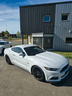 Ford Mustang GT V8 5.0L 421cv - En Stock - Clean CARFAX - Malus inclus