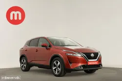 Nissan Qashqai 1.3 DIG-T N-Connecta LED Xtronic