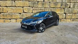 MG  64 kWh Luxury
