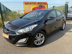 HYUNDAI i30 II (CZE) HB 1.6 CRDi 16V Blue Drive 110 cv Garantie 6 Mois