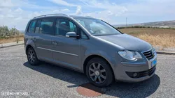 VW Touran 1.9 TDi Highline 7L
