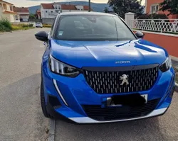 Peugeot 2008 1.2 PureTech