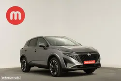 Nissan Qashqai 1.3 DIG-T N-Connecta LED Xtronic