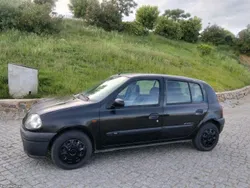 Renault Clio 1.2RN em excelente estado