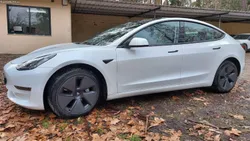 Tesla Model 3 Standard RWD