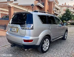 Mitsubishi Outlander 2.2 DI-D Instyle Navi