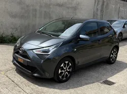 TOYOTA AYGO 1.0 VVTI 70 X-PLAY BVA Camera de recul
