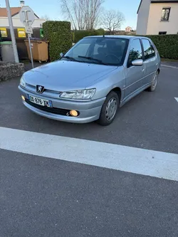 Peugeot 306 xt 2.0 hdi 90ch ct ok