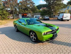 Dodge challenger 6.4 srt8 392
