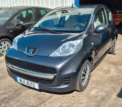 PEUGEOT 1.0 i 12V 68cv boîte Automatique