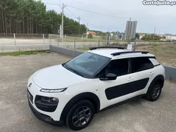 Citroën C4 Cactus 1.2 e-VTI 82 Cv Shine