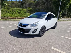 Opel Corsa Black Edition Nacional