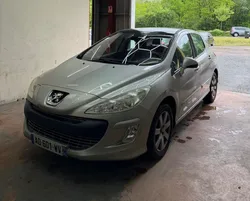 Peugeot 308 2.0 HDI 136cv FÉLINE