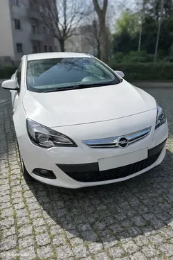 Opel Astra GTC