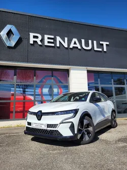 Megane e-tech equilibre ev40 / offre speciale loa 299 par mois / camera de recul / promo