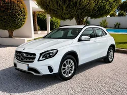 MERCEDES GLA INSPIRATION 180 122 Ch