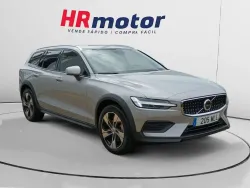 VOLVO V60 Cross Country B4 Core AWD Aut.