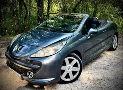 Peugeot 207cc 1.6hdi 110ch très bonne état contrôle technique ok