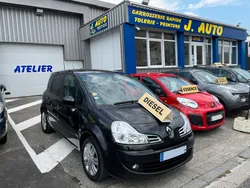 Belle 208 boite auto ETG5 vti essence 83cv 114.500kms gps clim possibilite garantie 12 / 24 / 36 mois