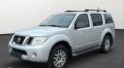 Nissan Pathfinder 2.5 DCI 190CH - 1ère Main - Carnet D'entretien Nissan - 4X4 - 7 Places - Cuir - Bose - Toit Ouvrant - Attelage - 120000KM