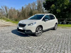 Peugeot 2008 1.2 PureTech Crossway