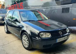 Volkswagen Golf 1.6 Highline 105
