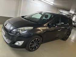 Grand Scenic III 2.0 dci 150 bva6 Bose 5places suivi Renault