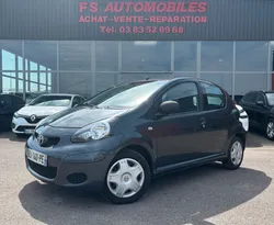 Toyota Aygo 1.0 VVT-i 68ch Confort 5p / 2011 / 116 934kms