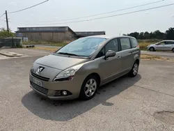 Peugeot 5008 1.6 HDI 112 cv