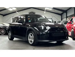 MINI COOPER S 204 ch BVA / garantie constructeur / Quasi neuve/ 4 jantes hiver