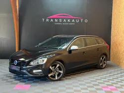 Volvo V60 150ch BVA R-Design / Attelage / Radars Arrières / Kit Distribution fait