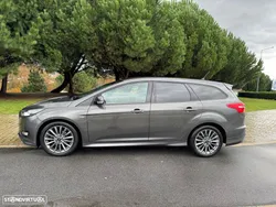 Ford Focus SW 1.5 TDCi EcoBlue ST-Line