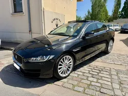 JAGUAR XE 2.0 D 180 BVA PORTFOLIO TOIT OUVRANT / CUIR / CARPLAY / Tbe
