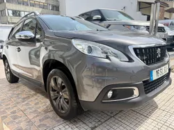 Peugeot 2008 1.2 PURETECH STYLE NACIONAL 82 CV